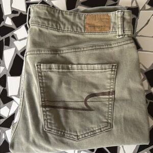 American eagle size 8 pants